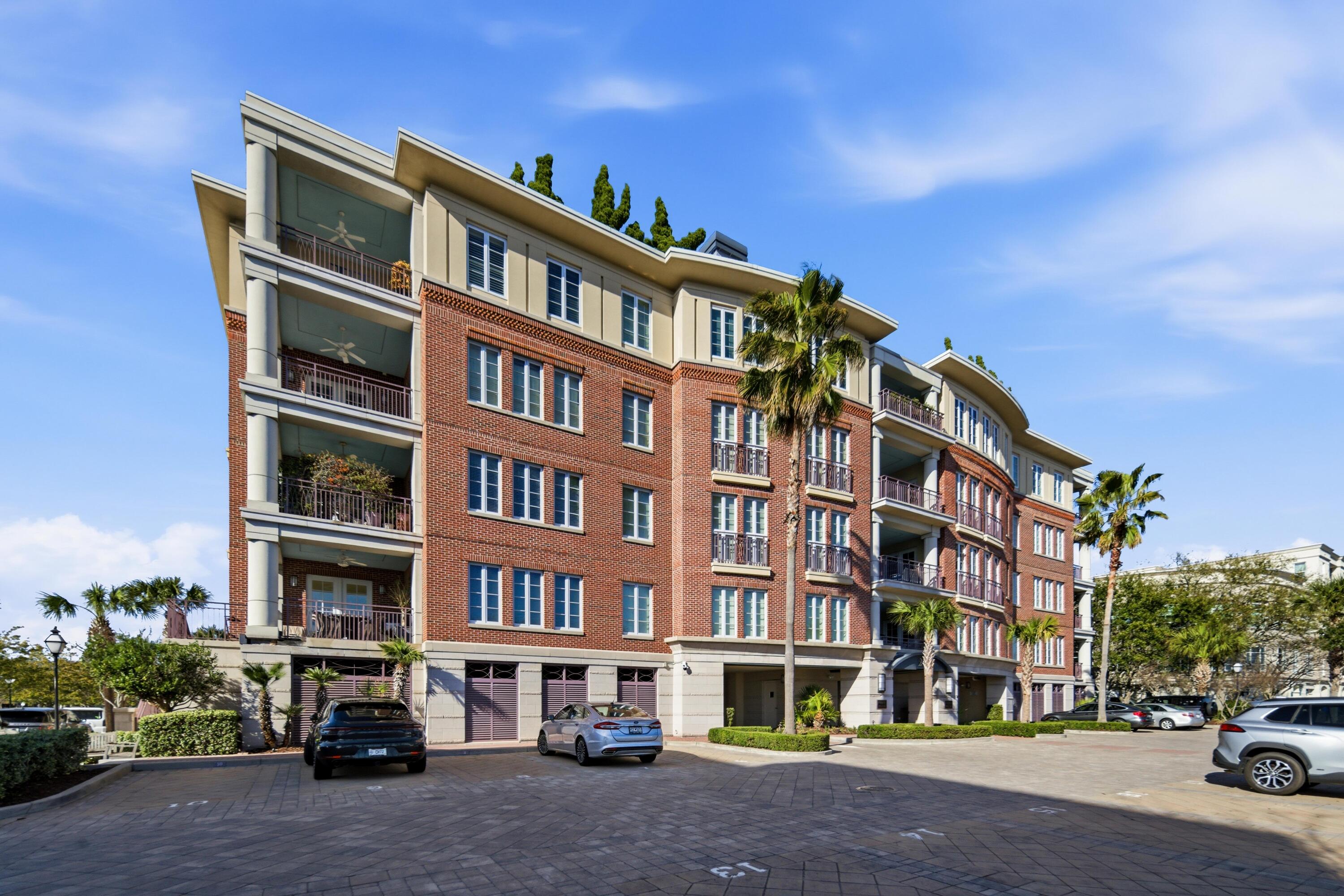 2 Laurens Street 3 E