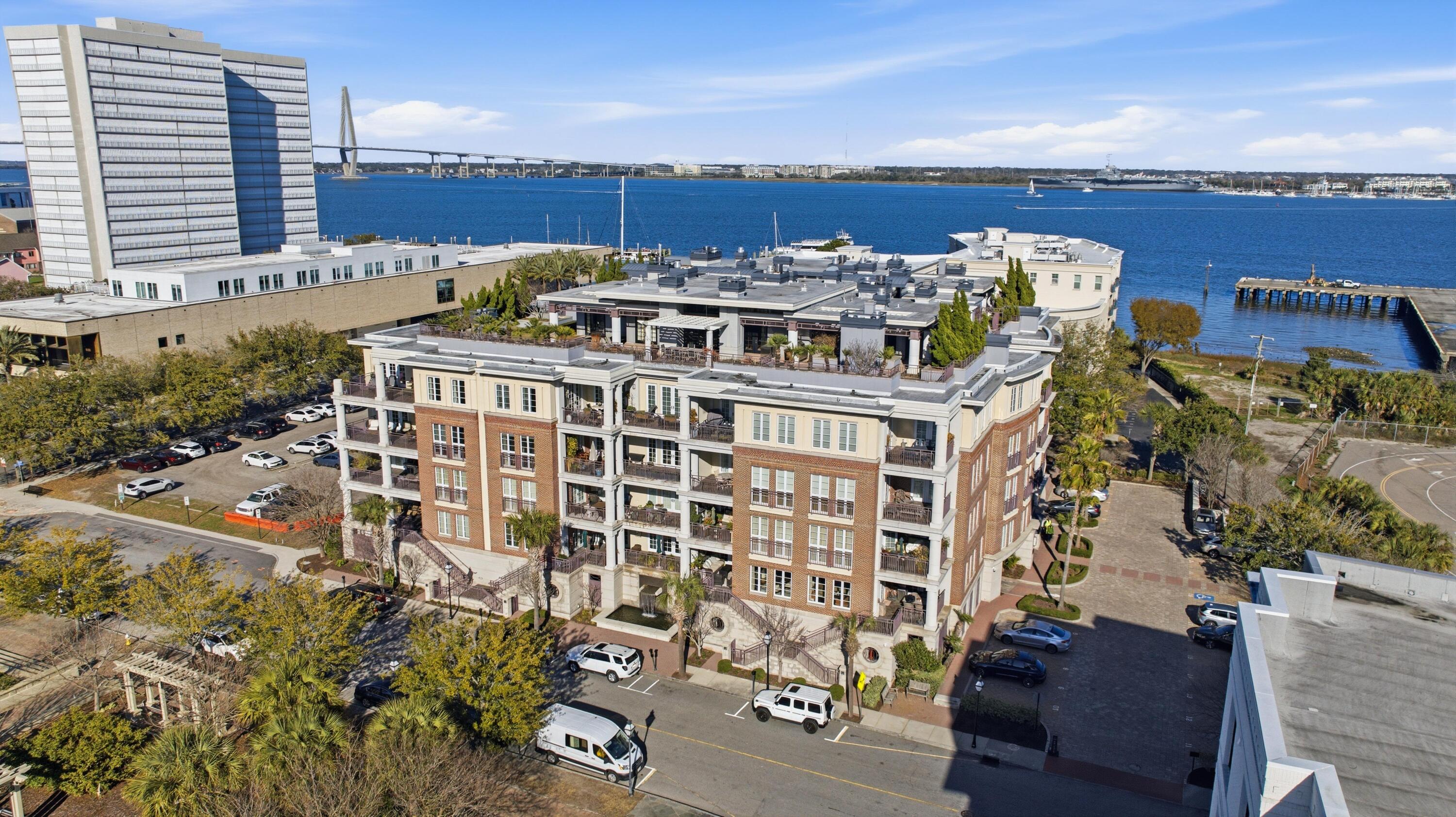 2 Laurens Street 3 E