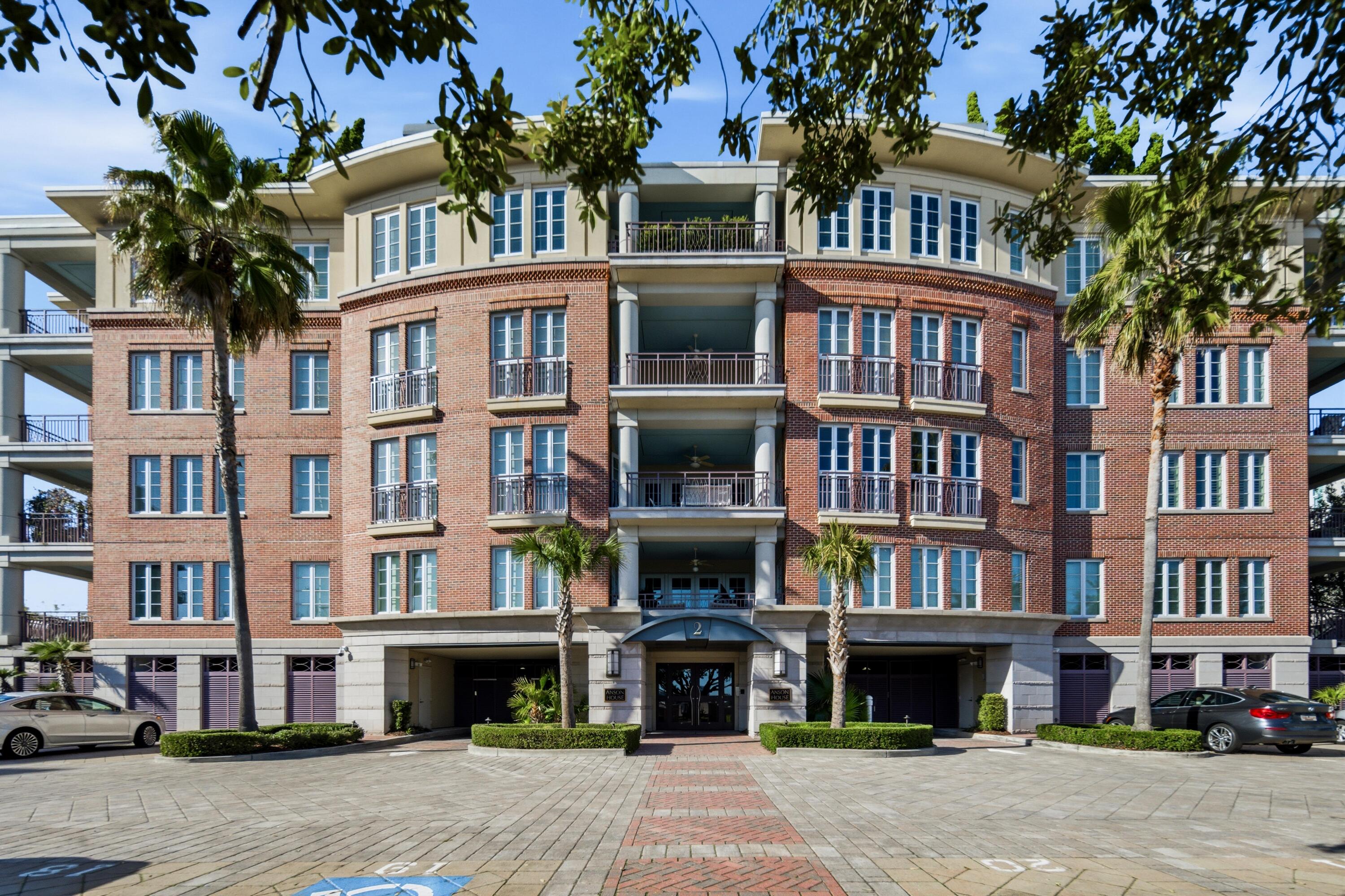 2 Laurens Street 3 E