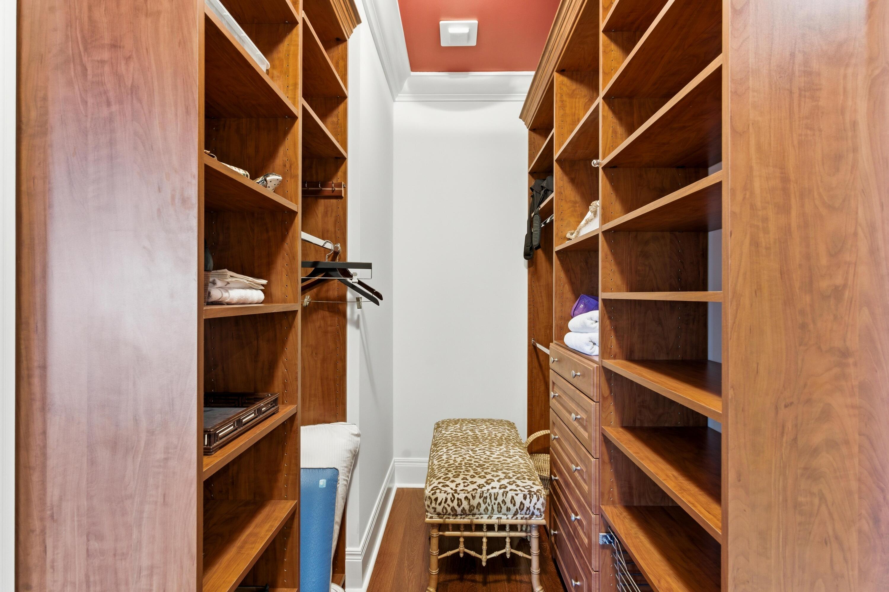 2 Laurens Street 3 E