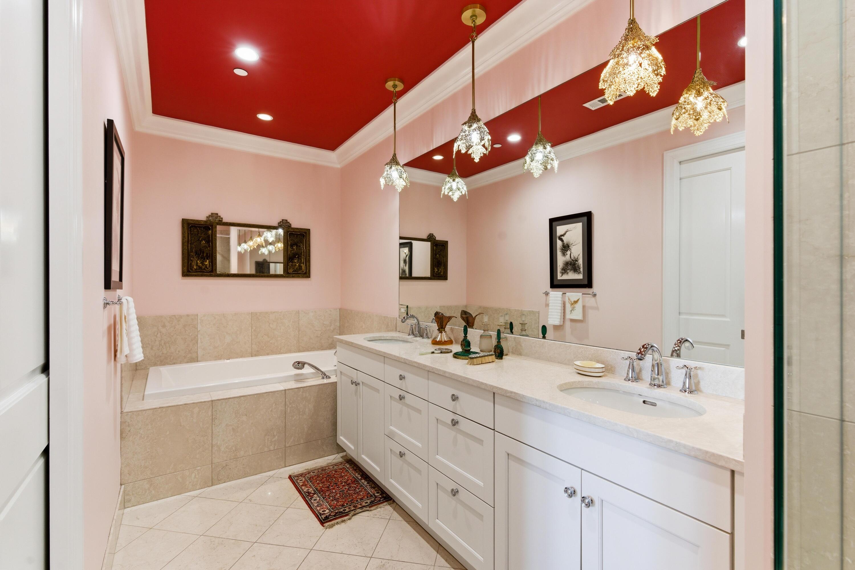 2 Laurens Street 3 E