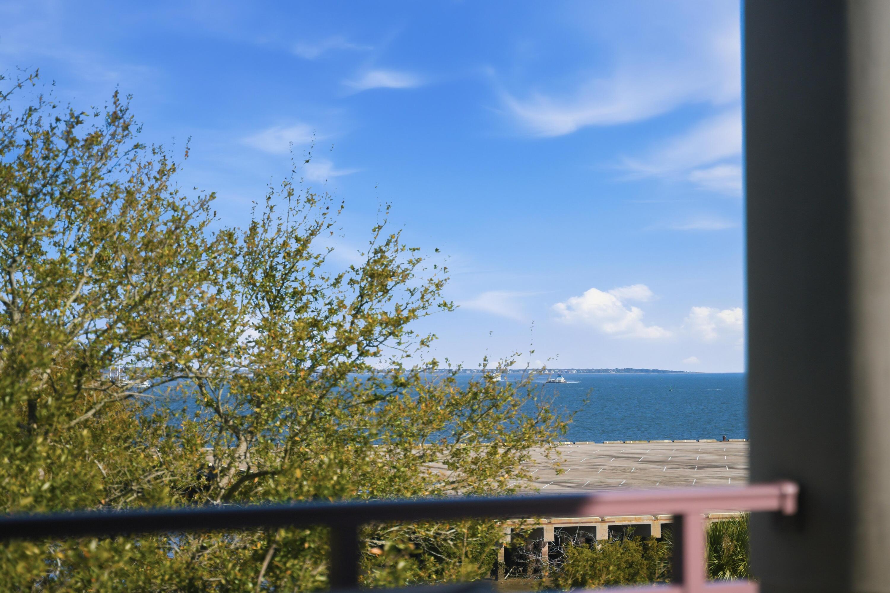 2 Laurens Street 3 E