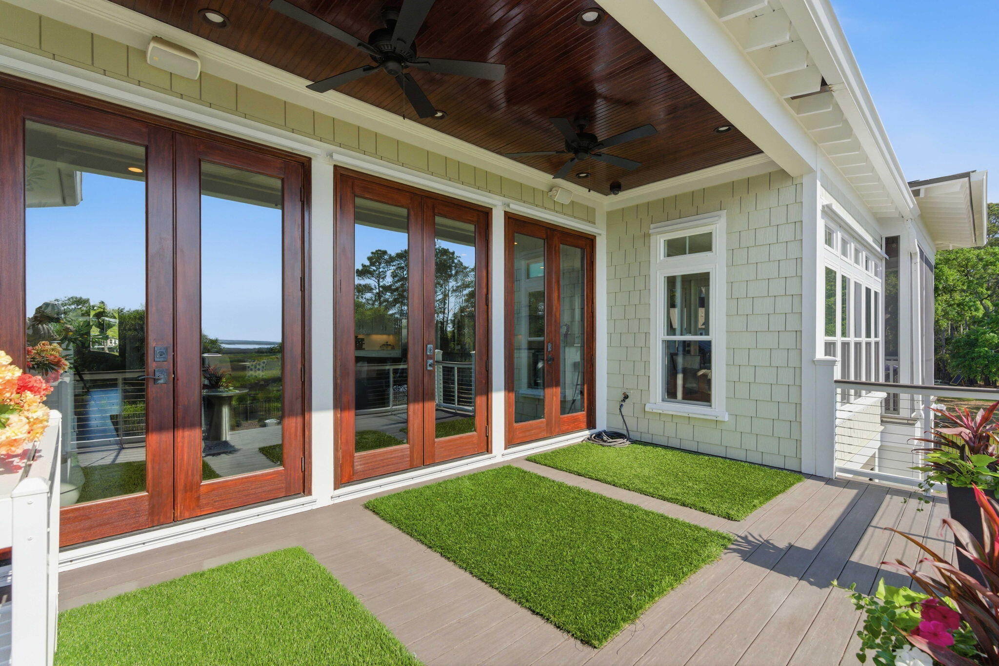 3020 Intracoastal View Drive