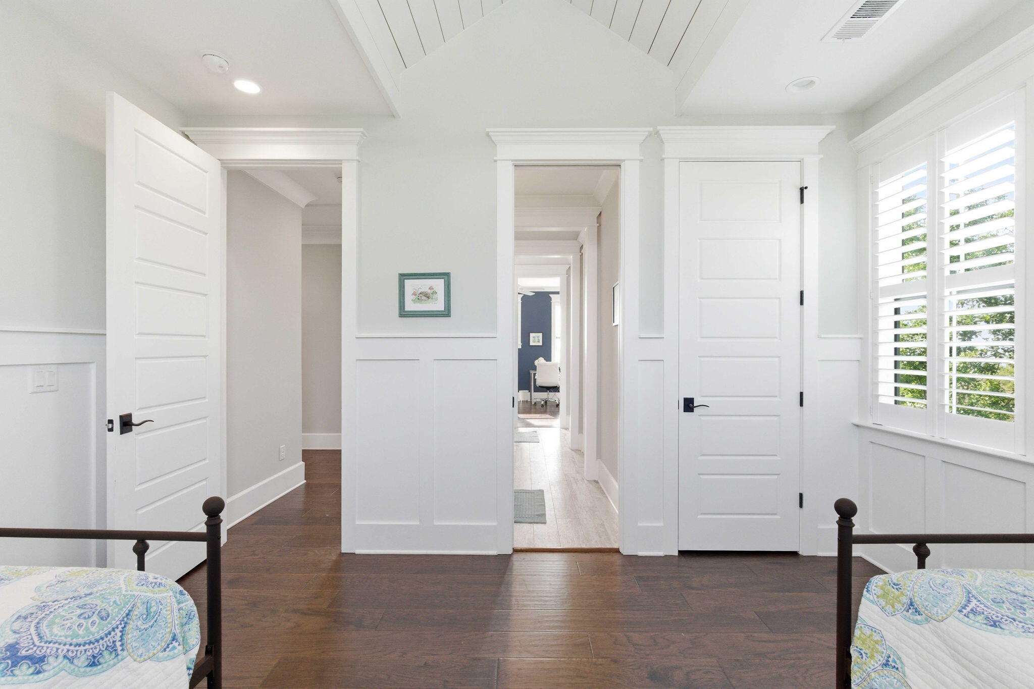3020 Intracoastal View Drive