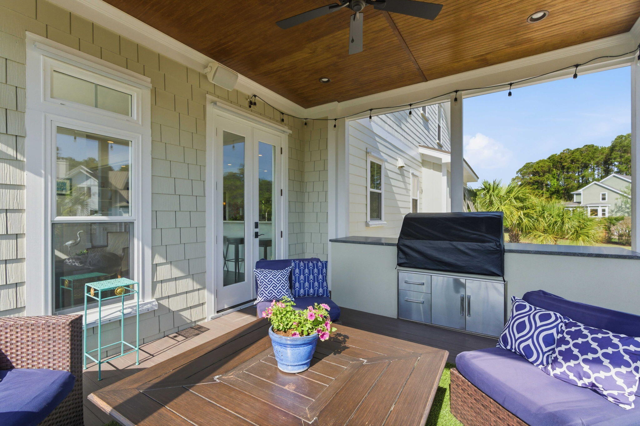 3020 Intracoastal View Drive