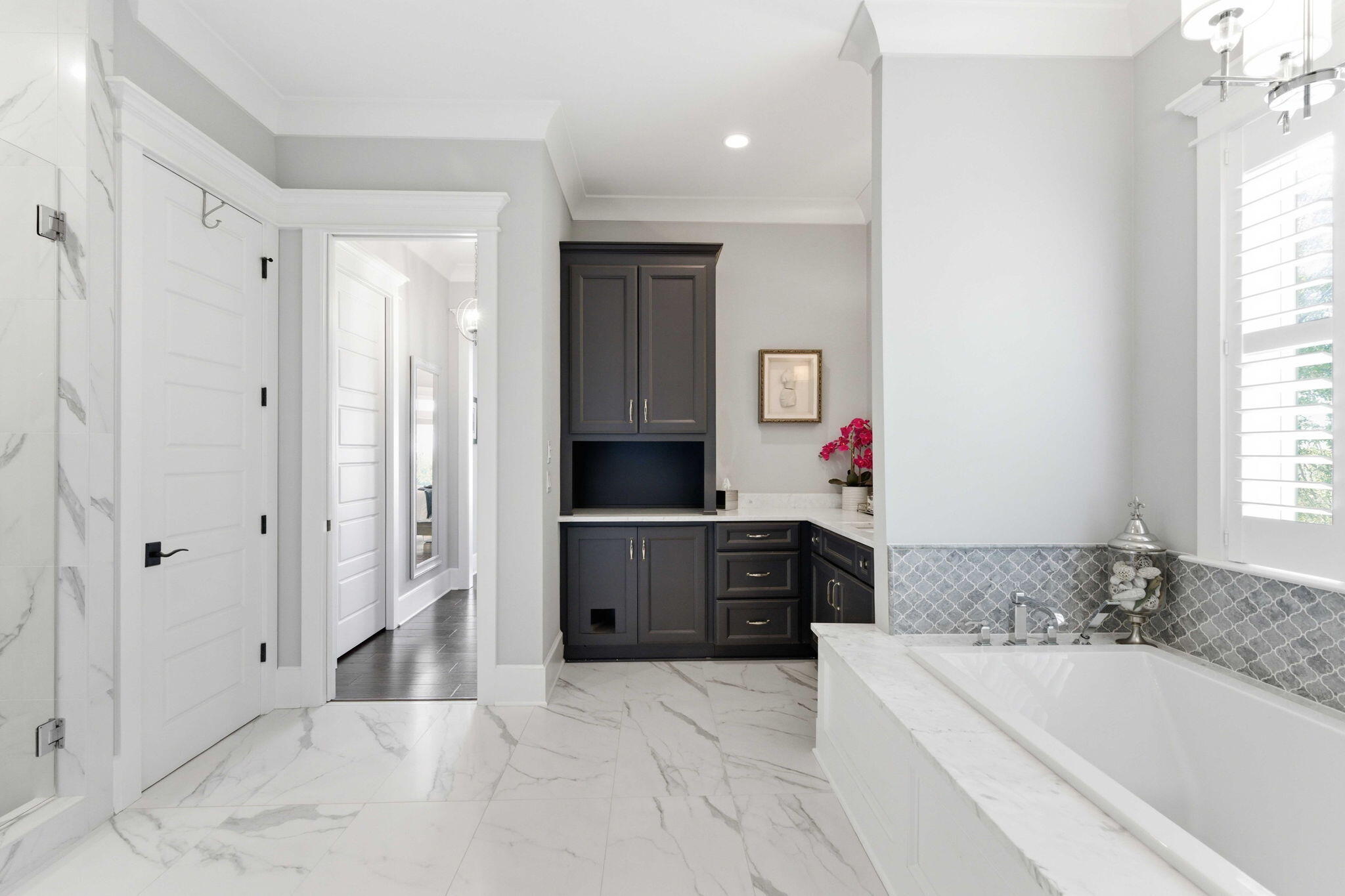 3020 Intracoastal View Drive