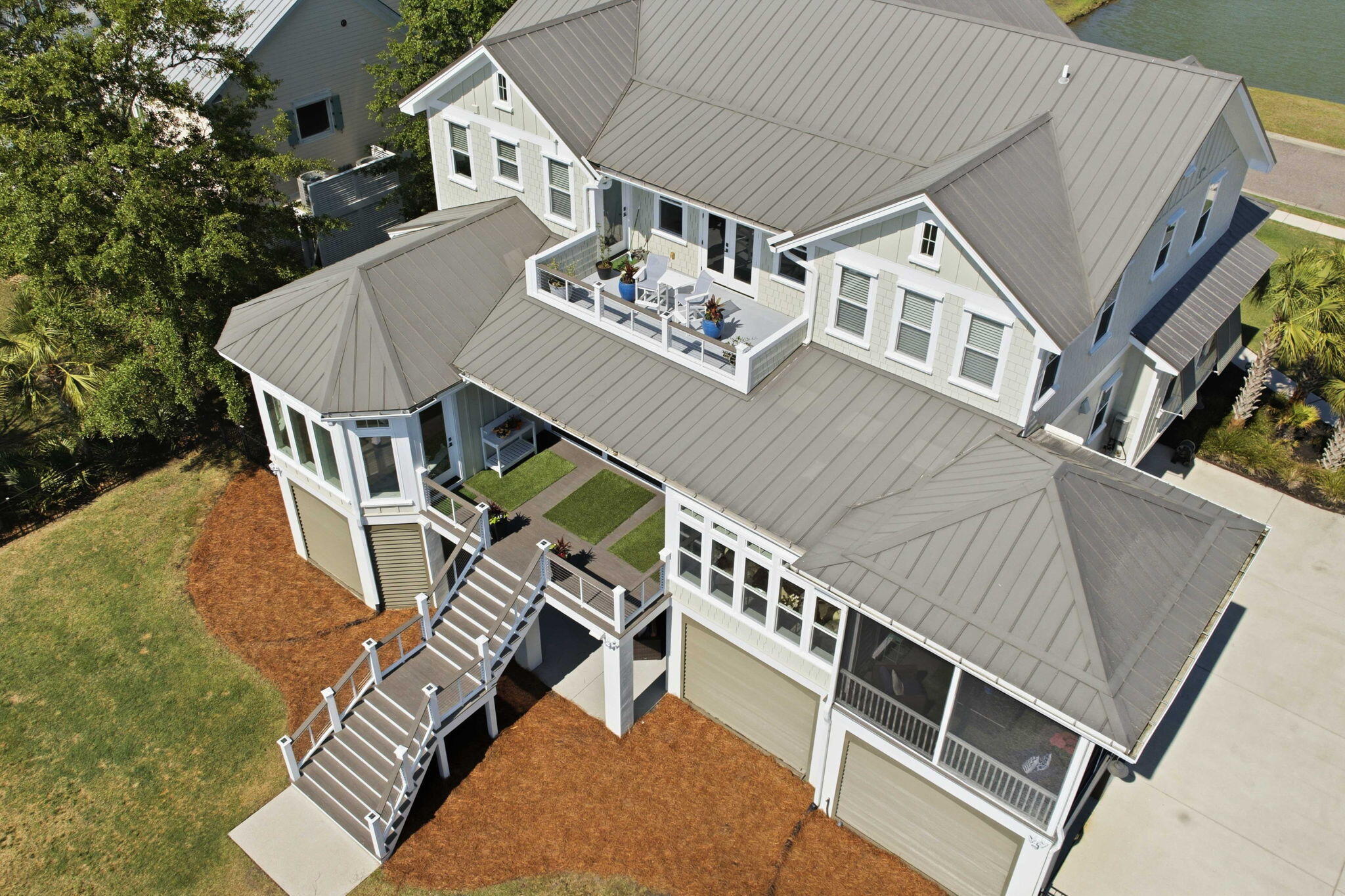 3020 Intracoastal View Drive