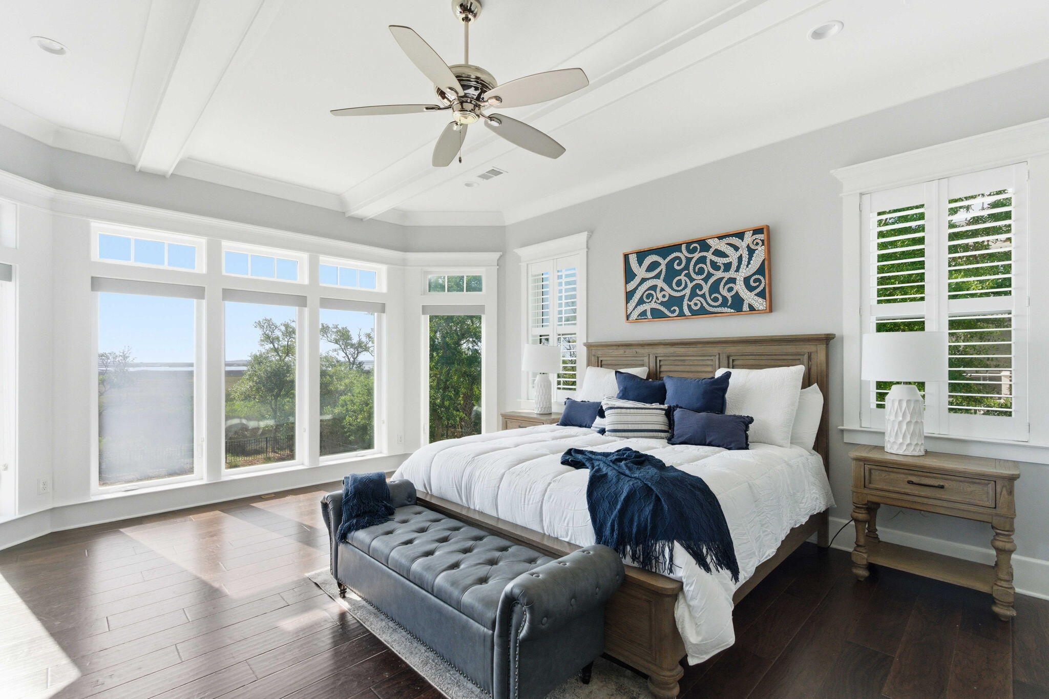 3020 Intracoastal View Drive