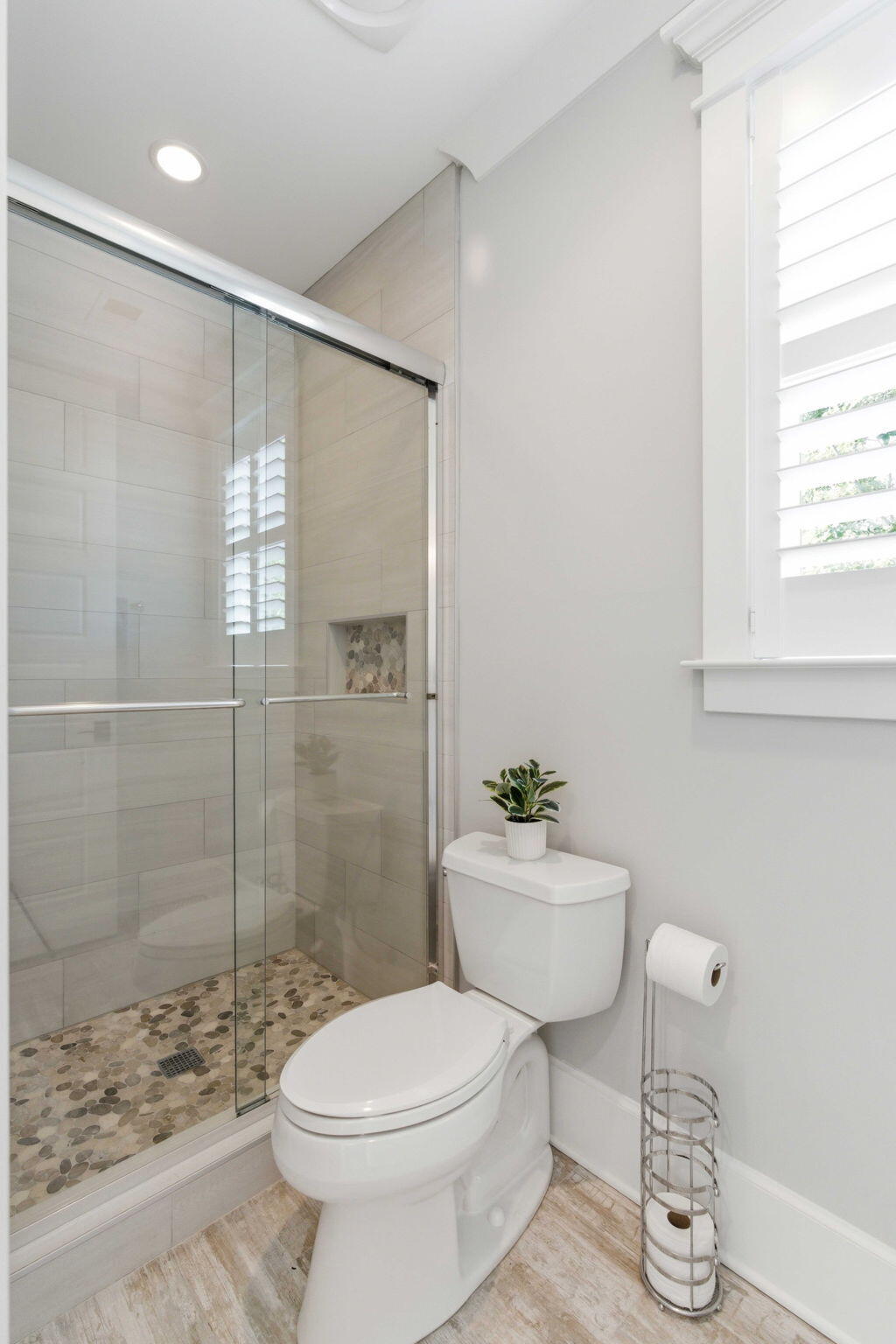 3020 Intracoastal View Drive