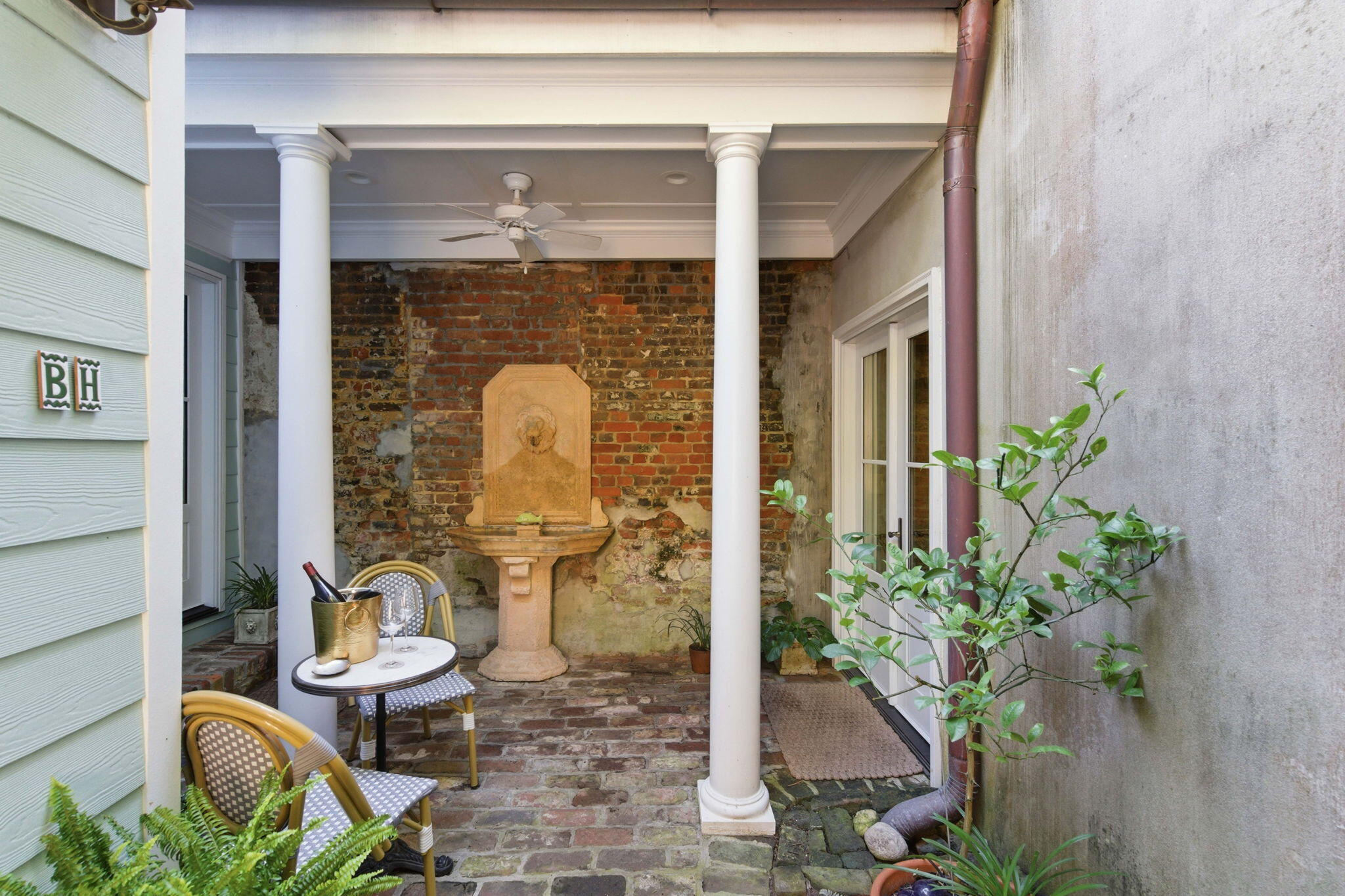 4 Tradd Street