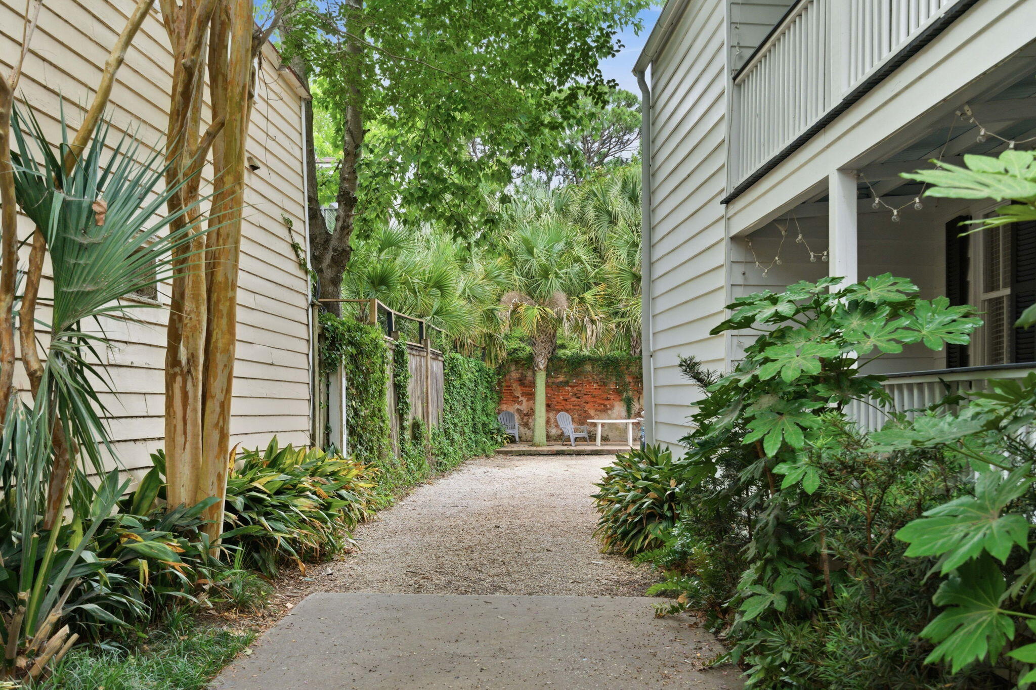41 Coming Street