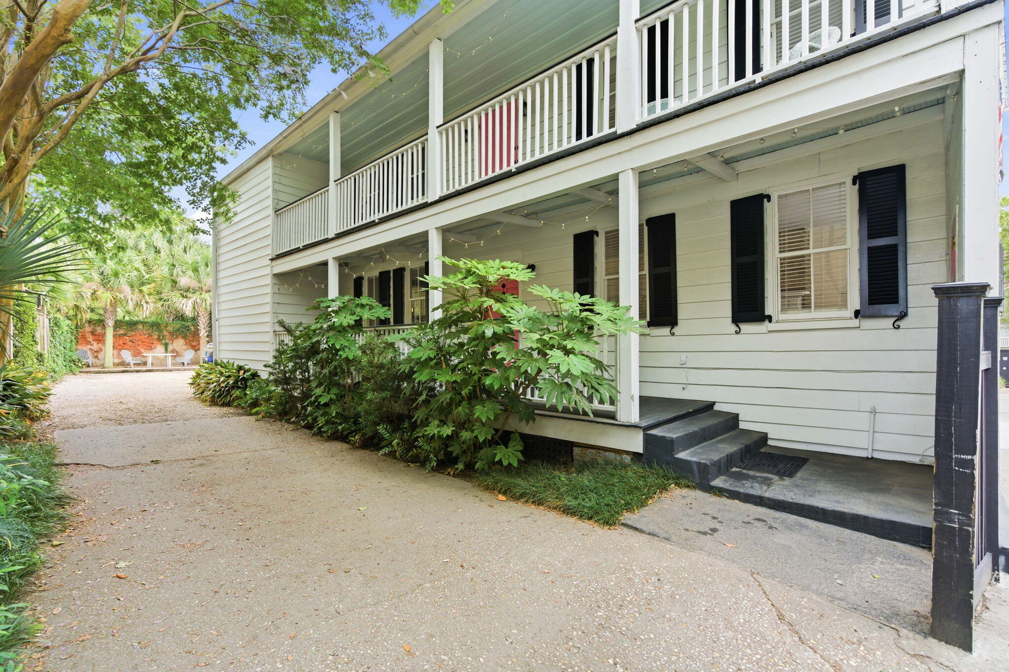 41 Coming Street