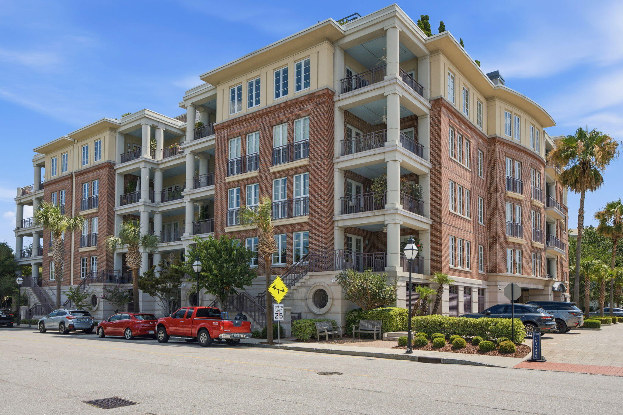 2 Laurens Street Unit 1d