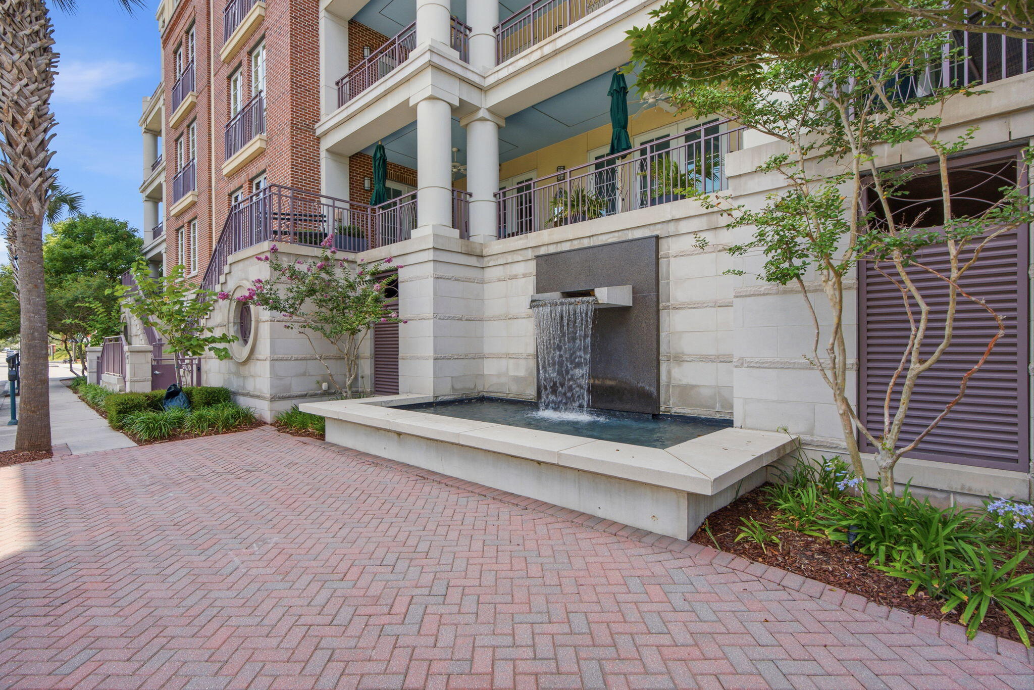 2 Laurens Street Unit 1d