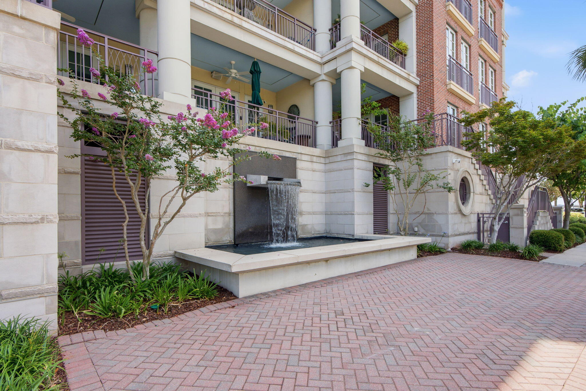 2 Laurens Street Unit 1d
