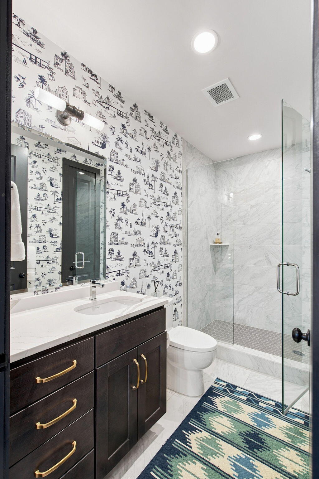 5 Gadsdenboro Street # 319