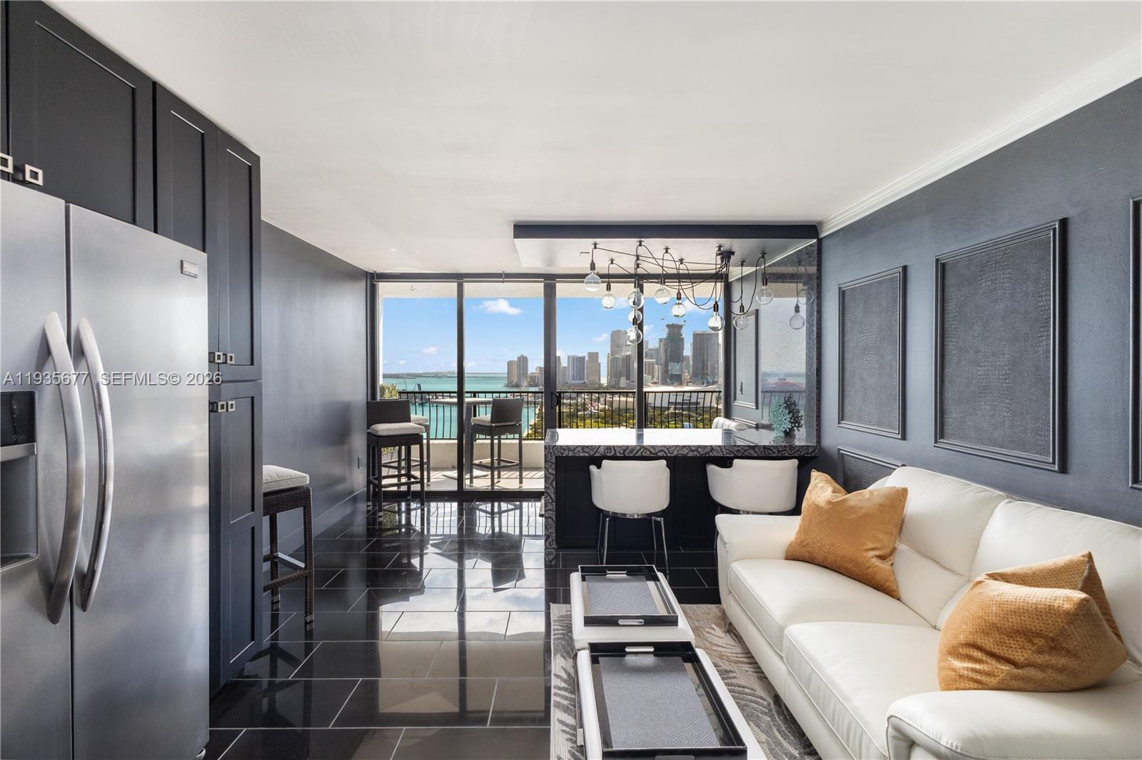 555 NE 15th St # 30H