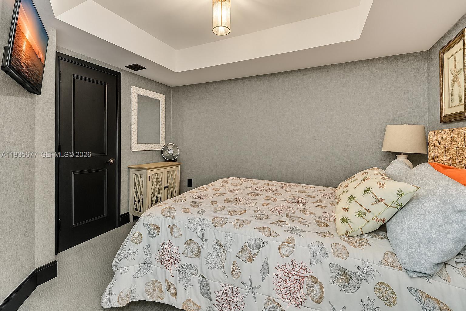 555 NE 15th St # 30H