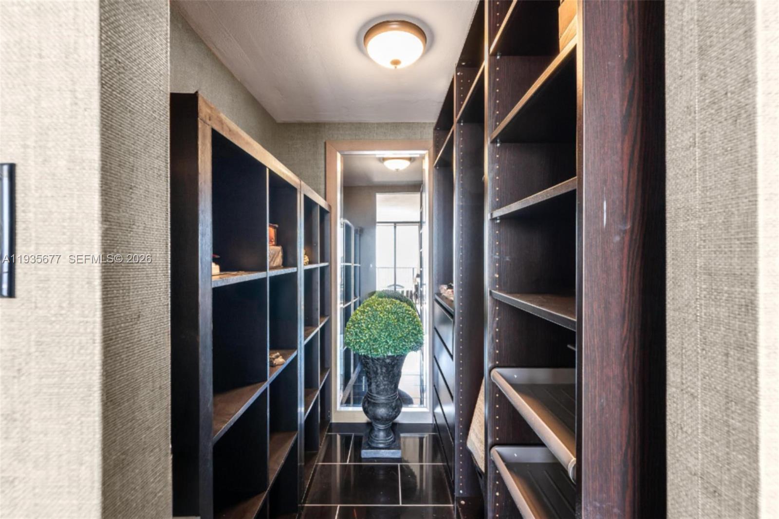 555 NE 15th St # 30H