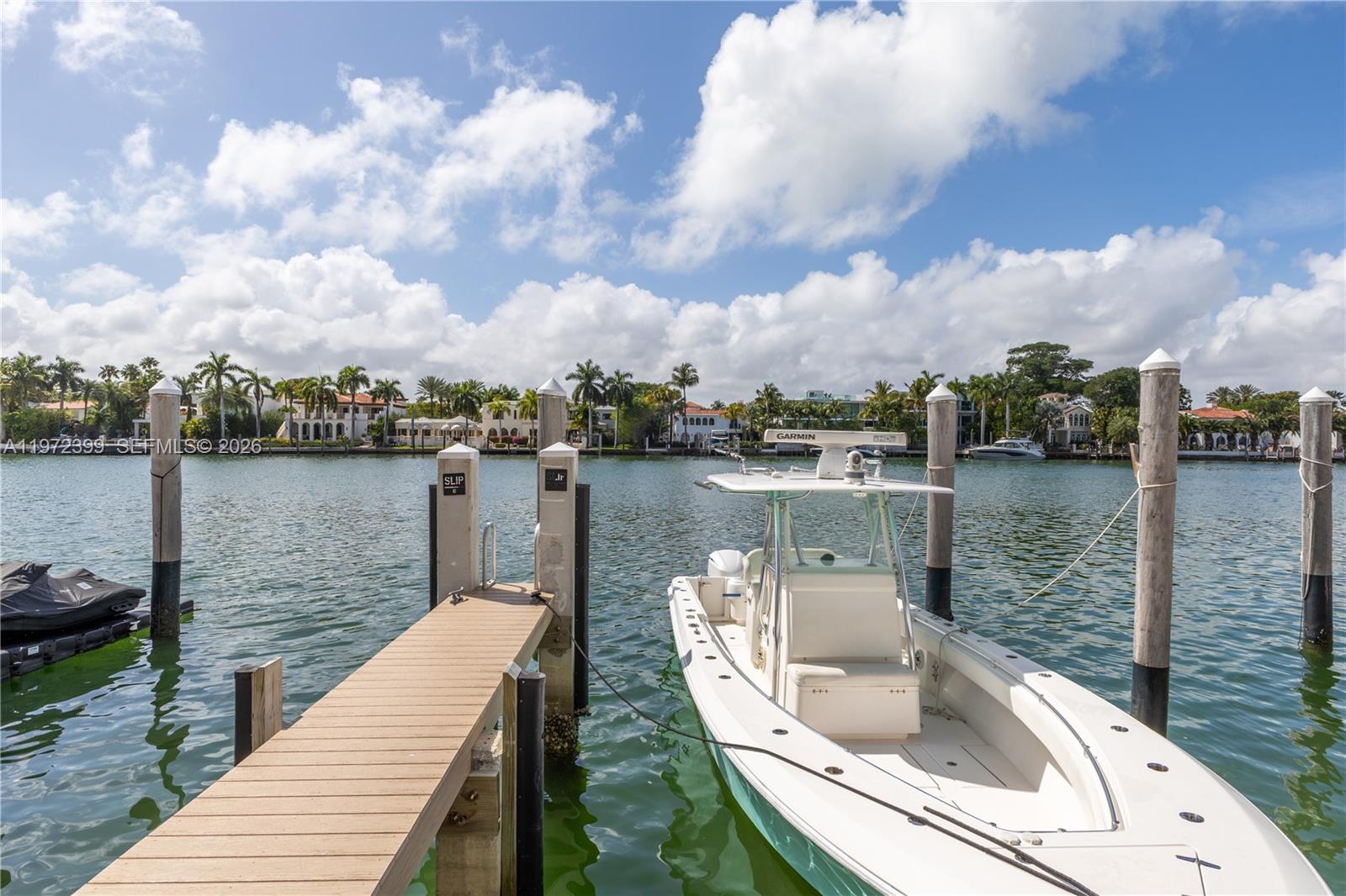 5660 Collins Ave # 11B