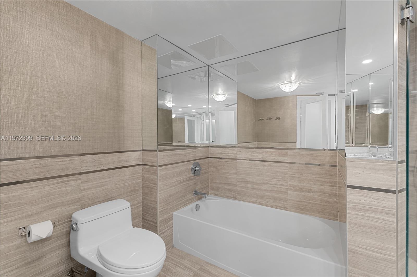 5660 Collins Ave # 11B