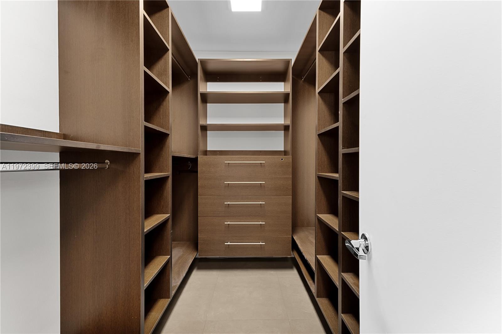 5660 Collins Ave # 11B