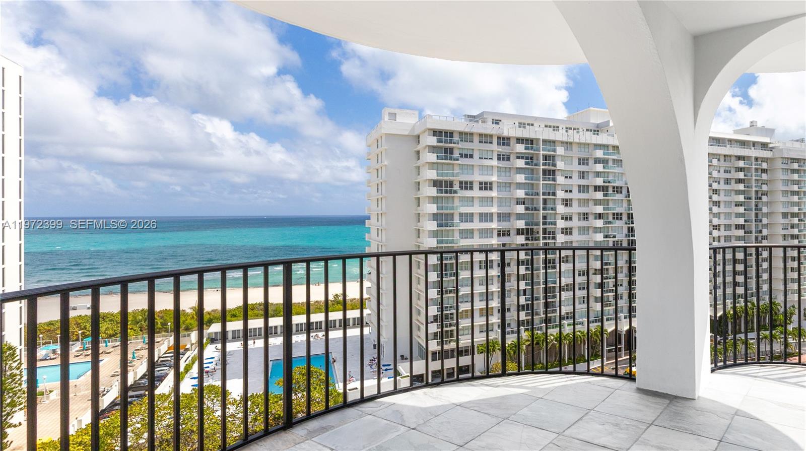 5660 Collins Ave # 11B