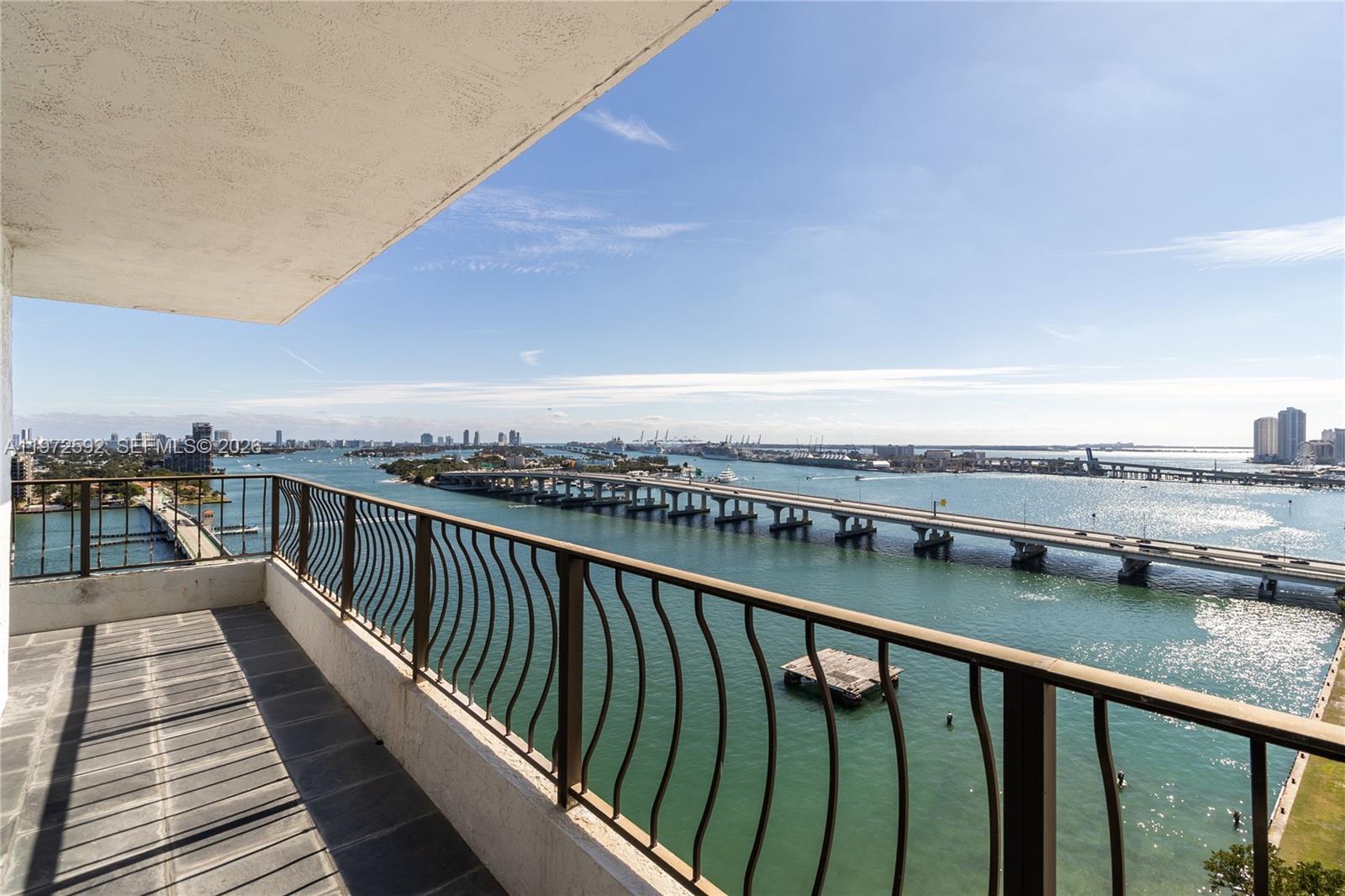 555 NE 15th St # 20A
