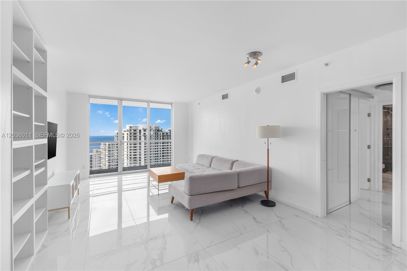 325 S Biscayne Blvd # 4015