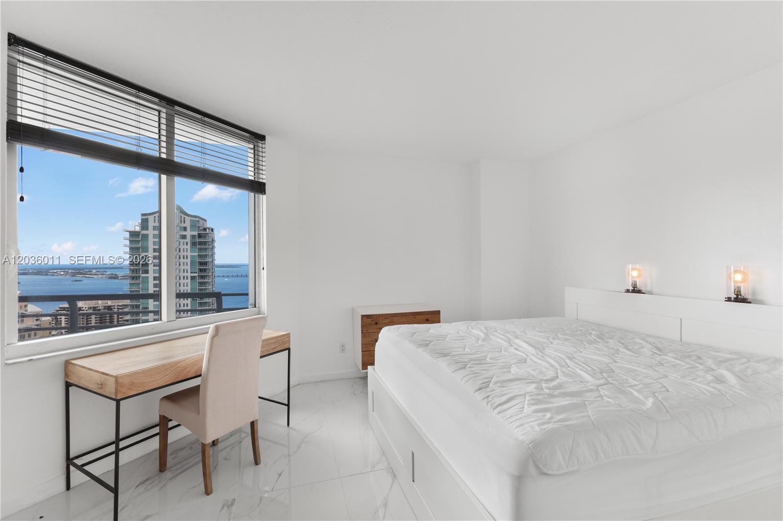 325 S Biscayne Blvd # 4015