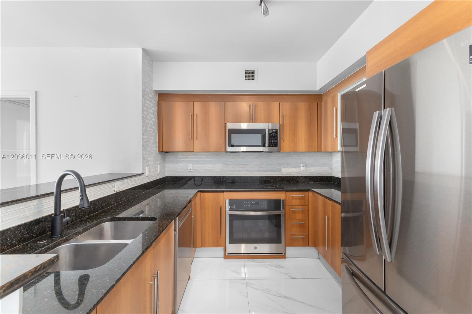 325 S Biscayne Blvd # 4015
