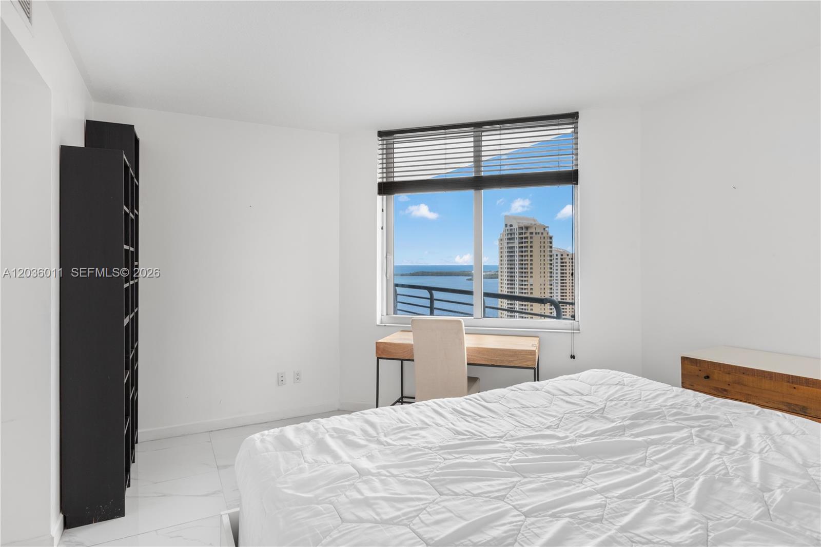 325 S Biscayne Blvd # 4015
