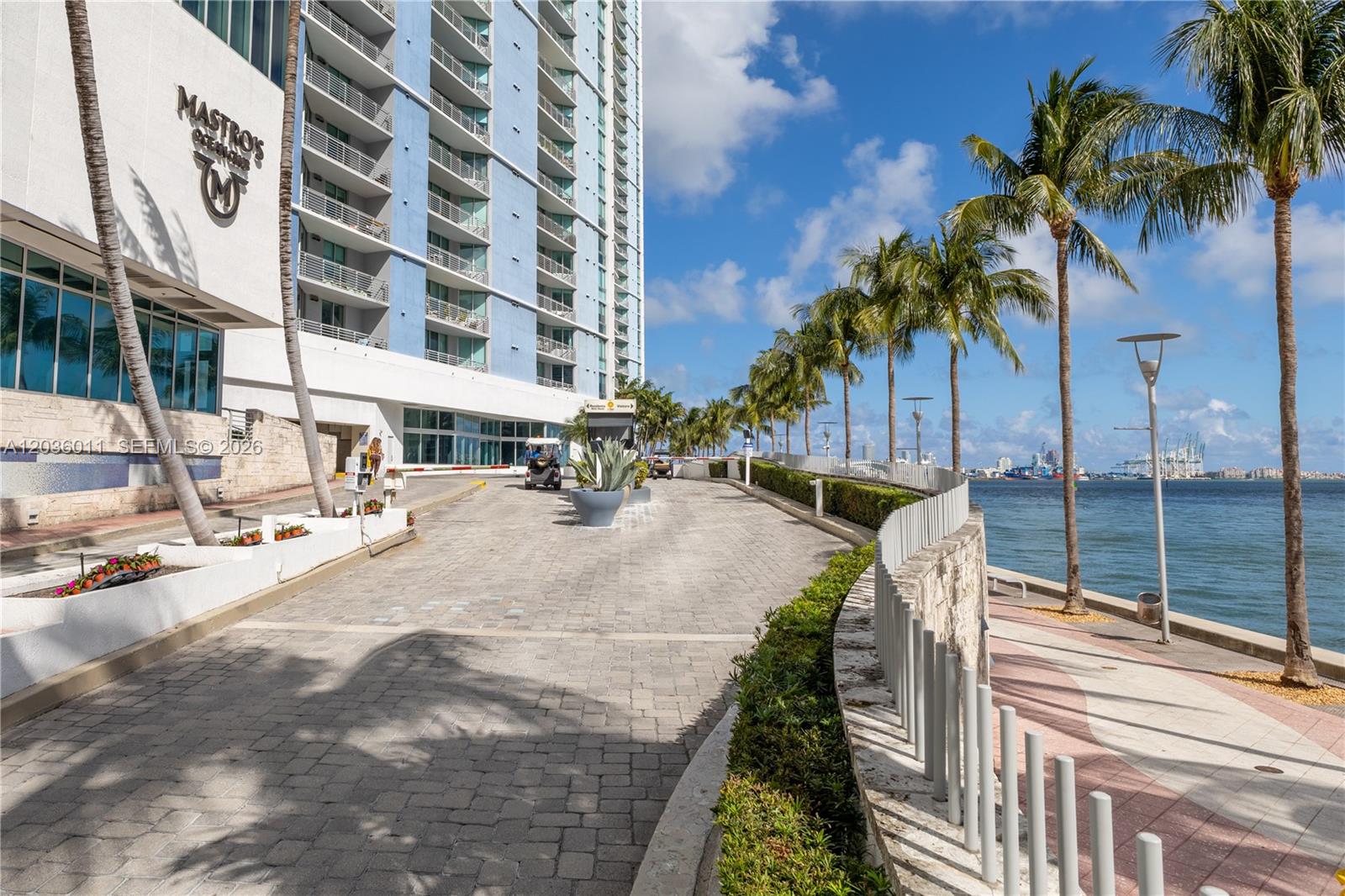 325 S Biscayne Blvd # 4015