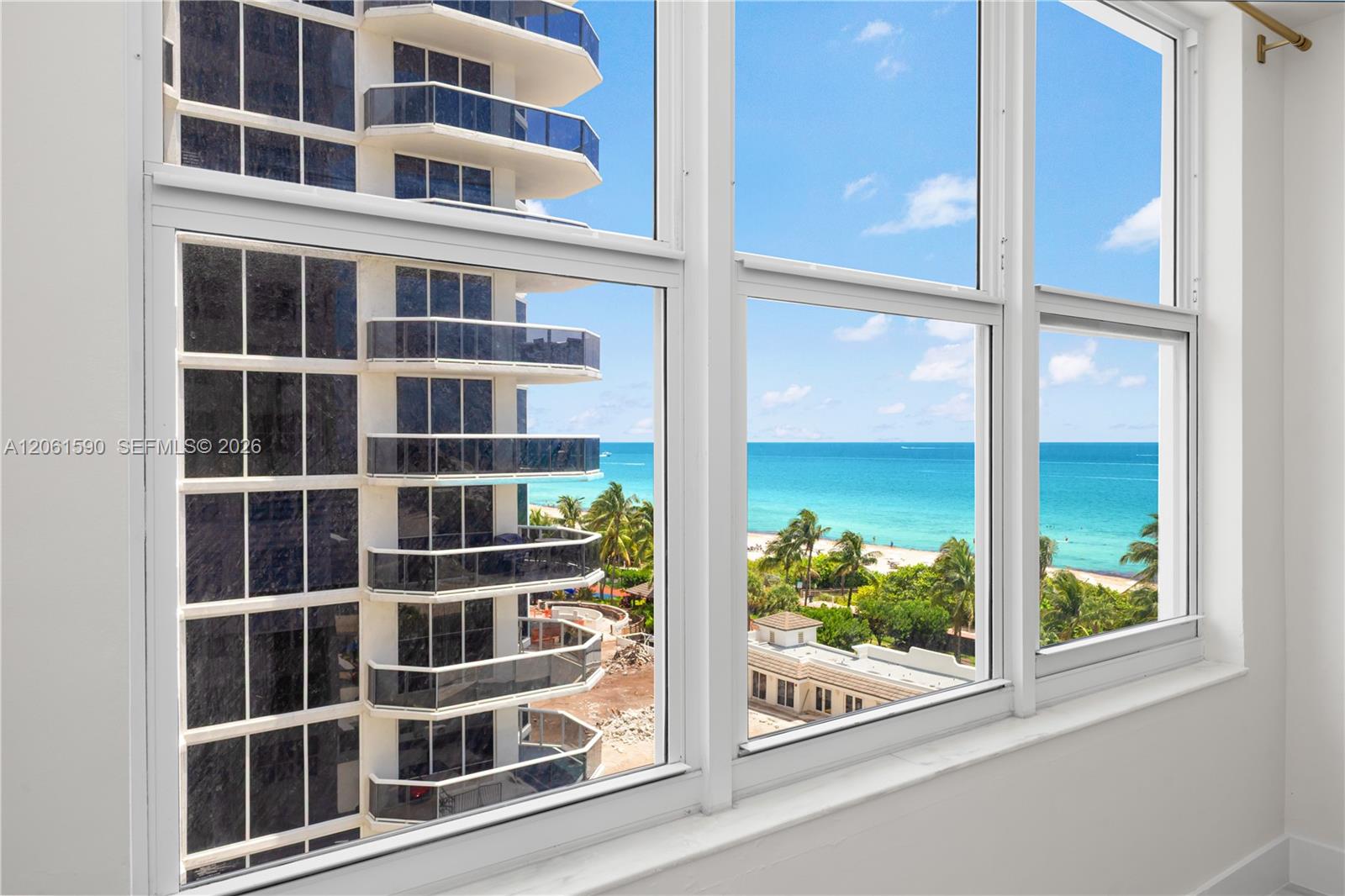 4747 Collins Ave # 709