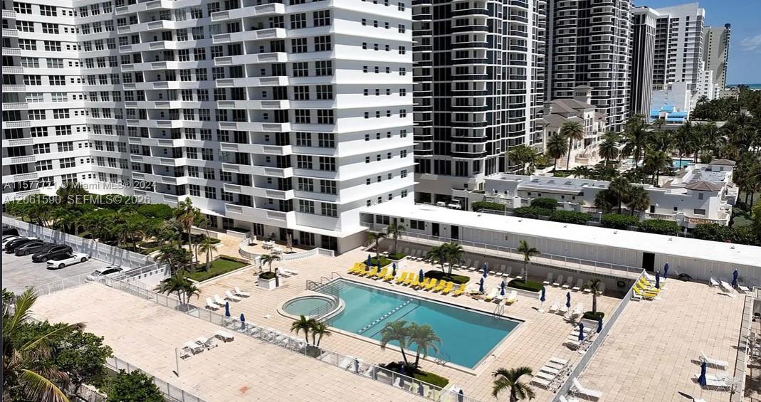 4747 Collins Ave # 709
