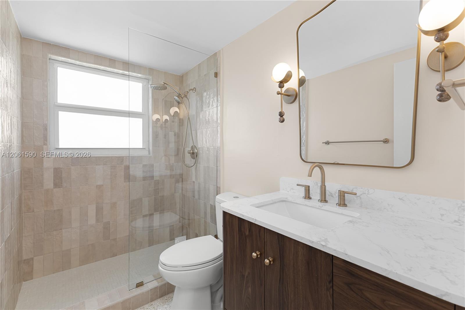 4747 Collins Ave # 709