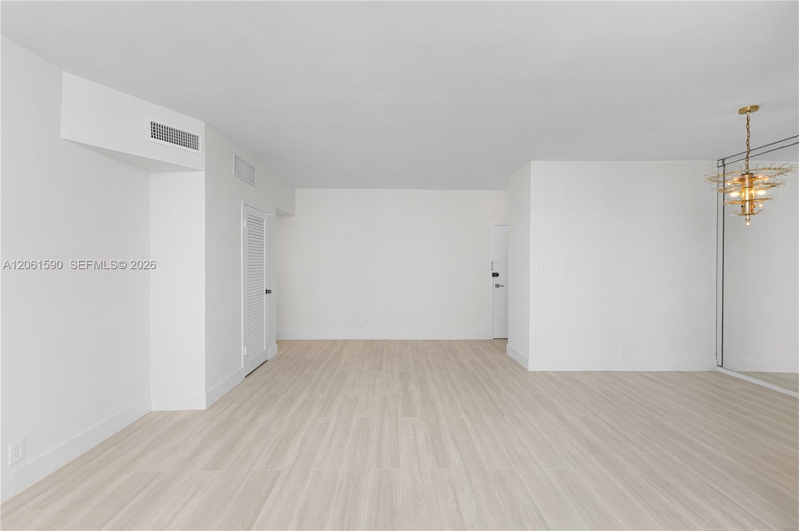 4747 Collins Ave # 709