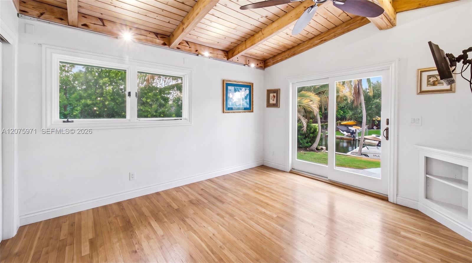 2613 Tortugas Ln