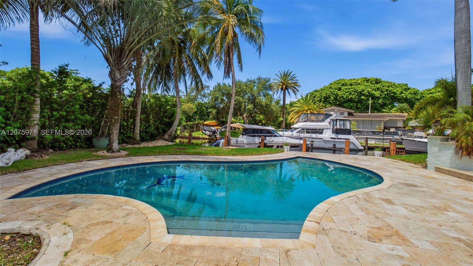 2613 Tortugas Ln