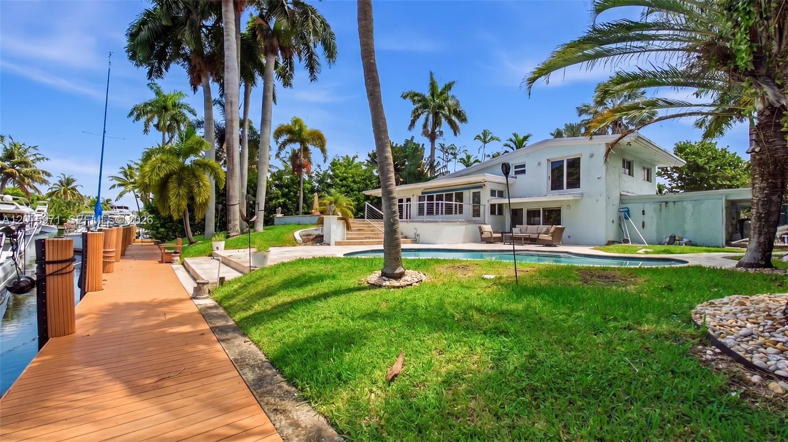 2613 Tortugas Ln