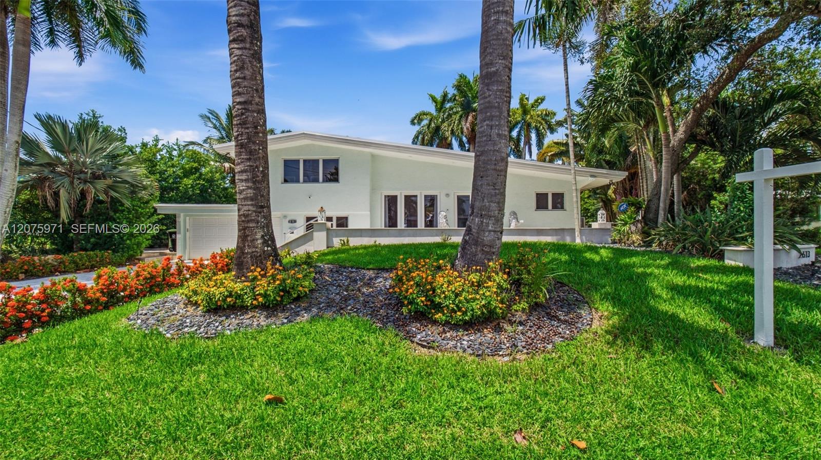 2613 Tortugas Ln