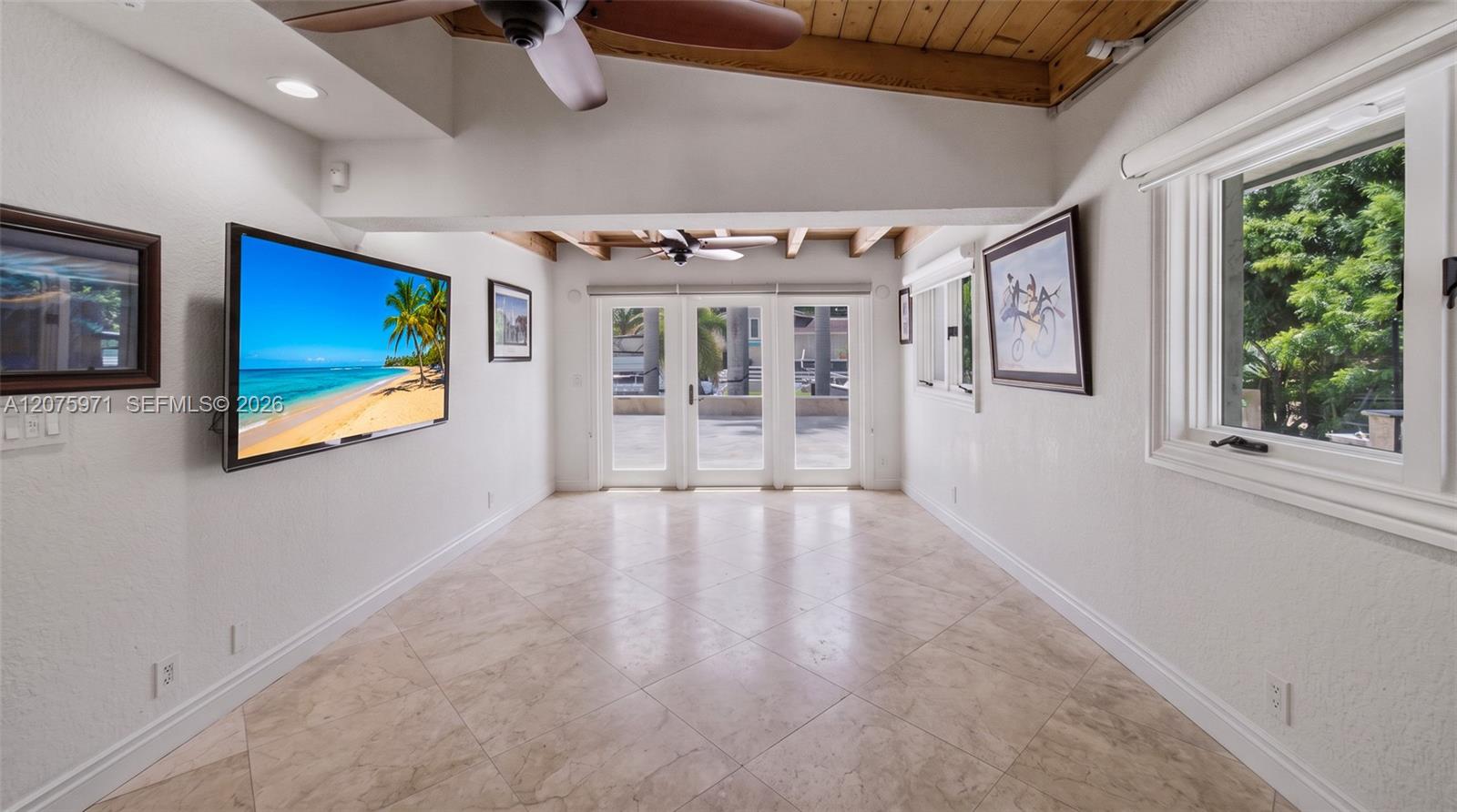 2613 Tortugas Ln