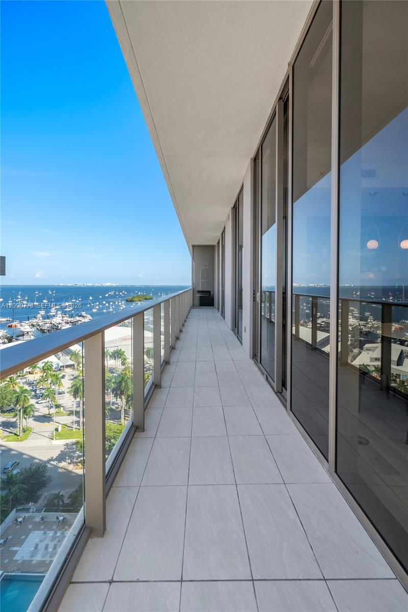 2655 S Bayshore Dr # 1412