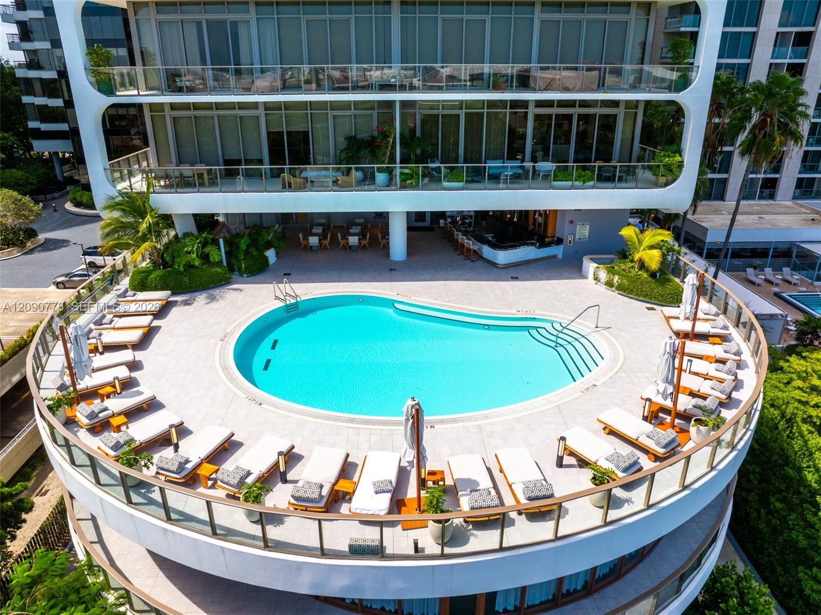 2655 S Bayshore Dr # 1412