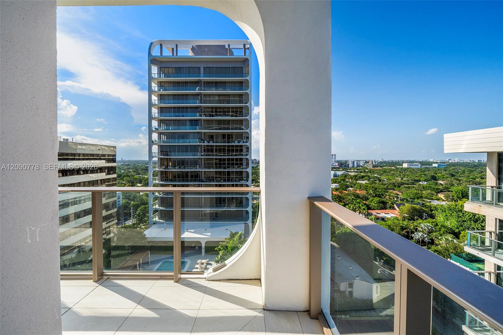 2655 S Bayshore Dr # 1412