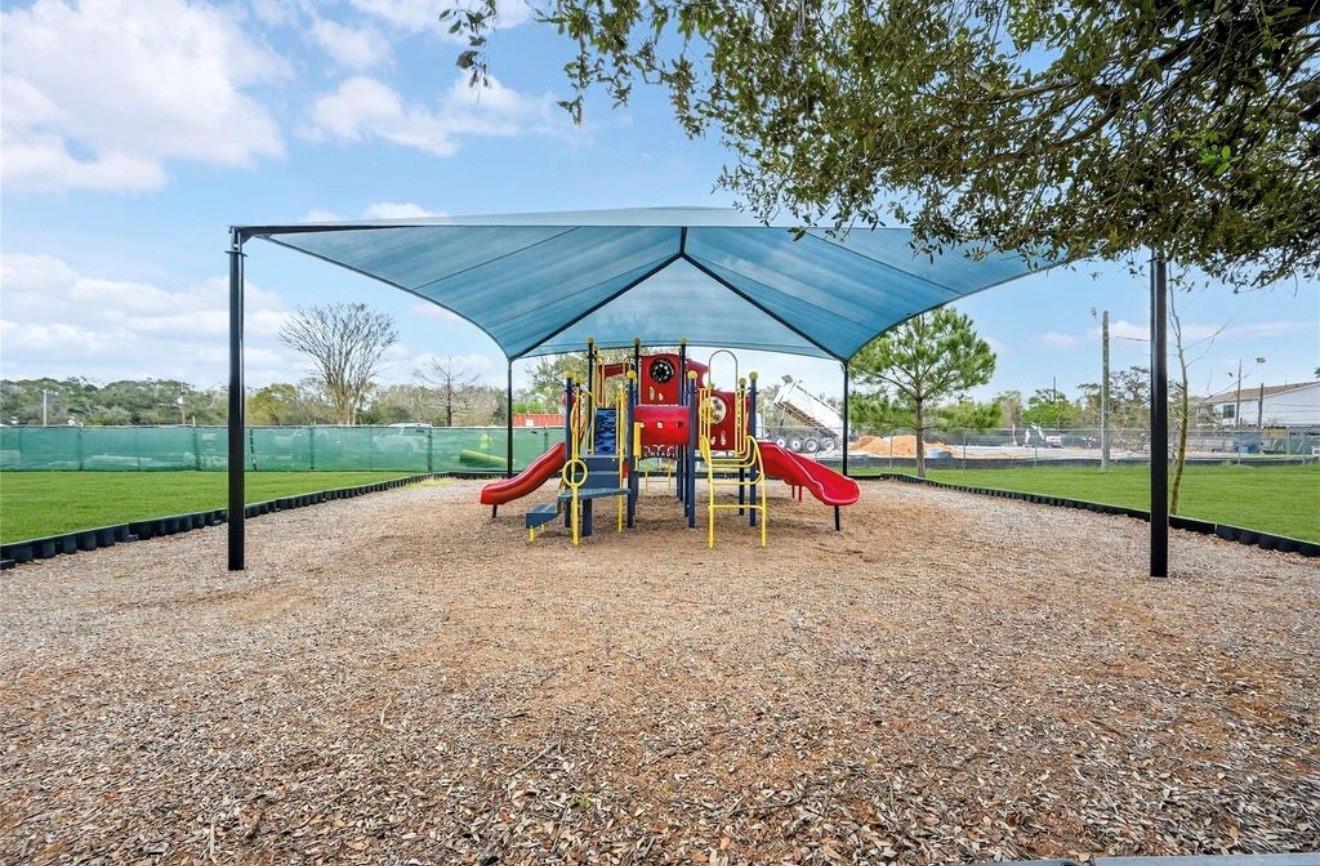 1808 Dolphin Drive