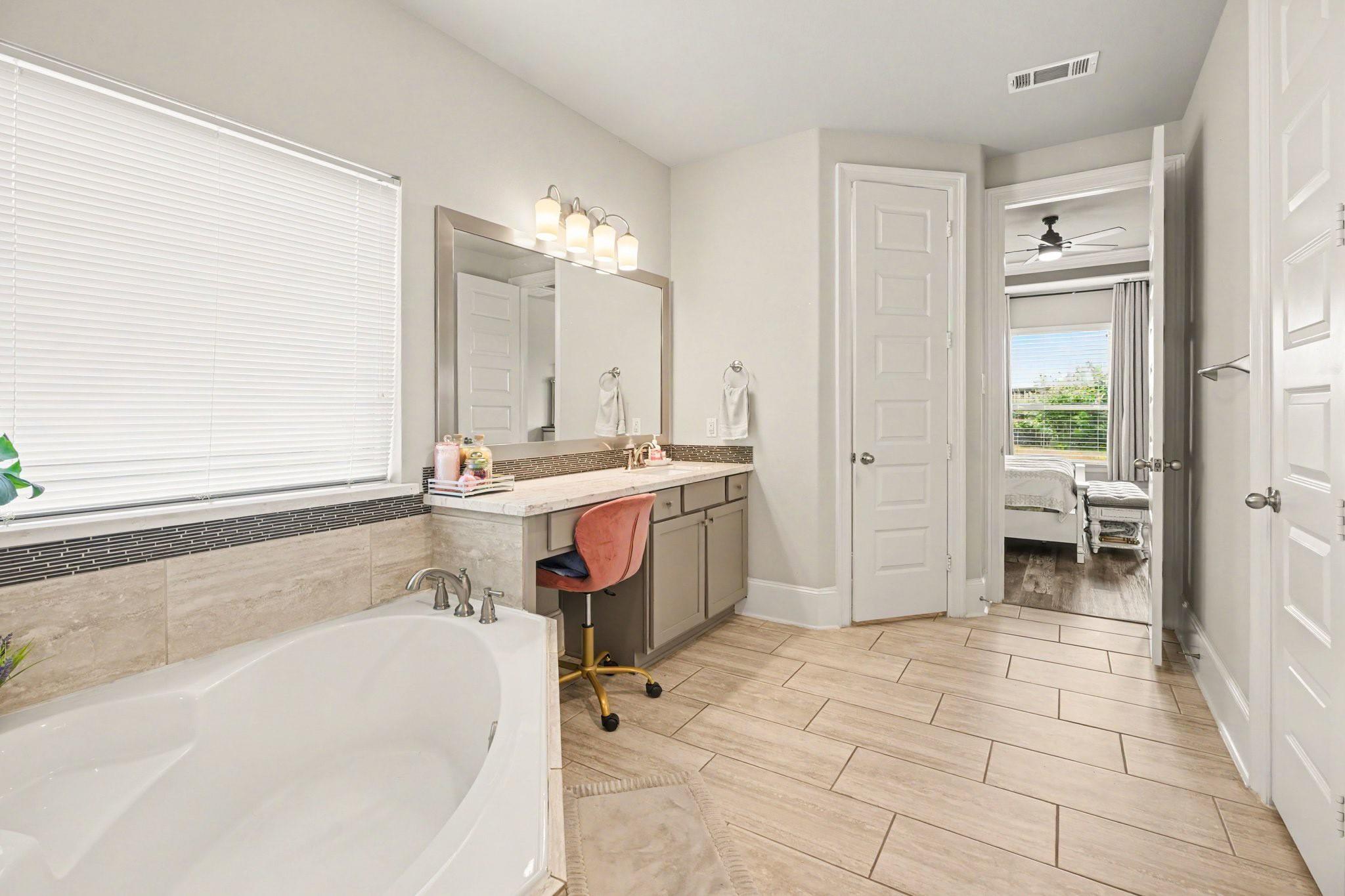 2622 Pisoni Lane