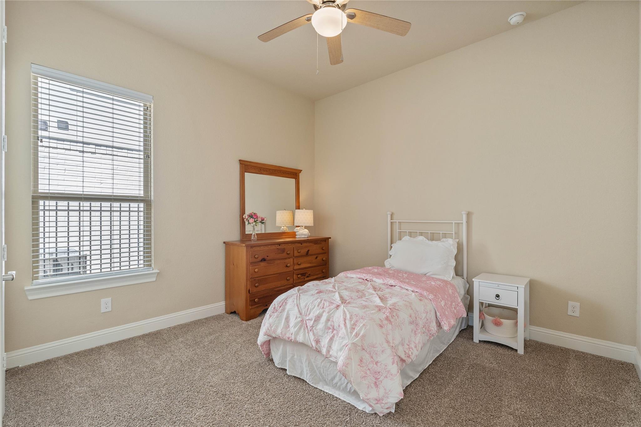 64 Venetia Grove Drive