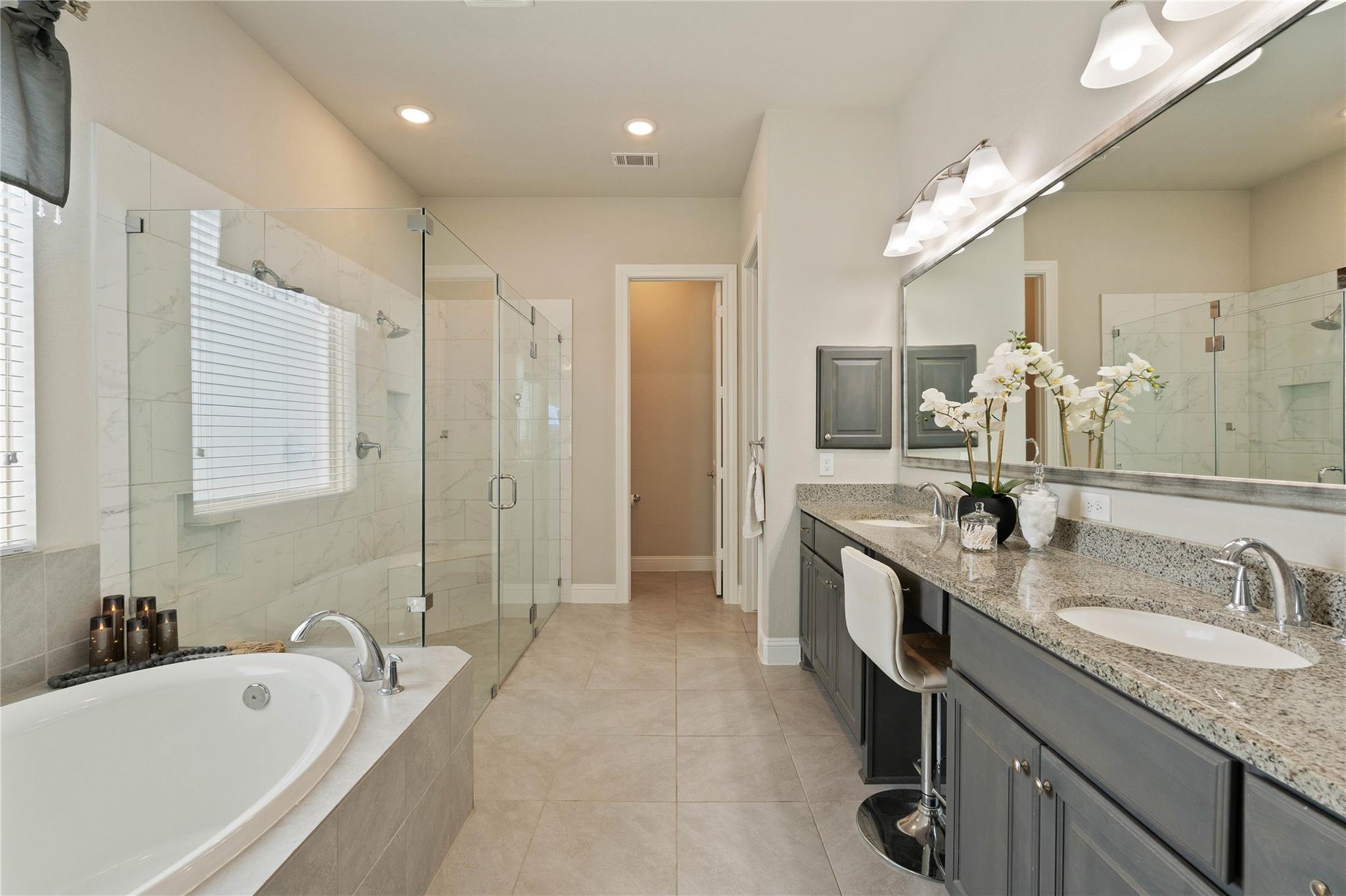 64 Venetia Grove Drive