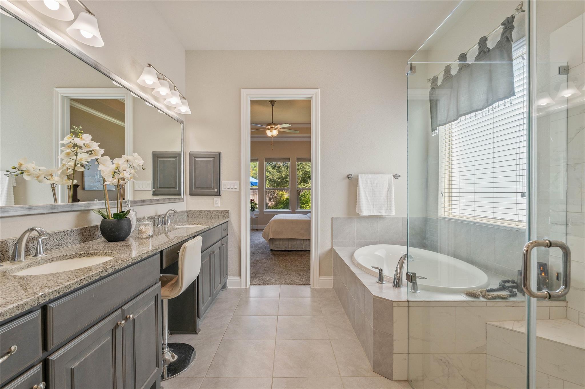 64 Venetia Grove Drive